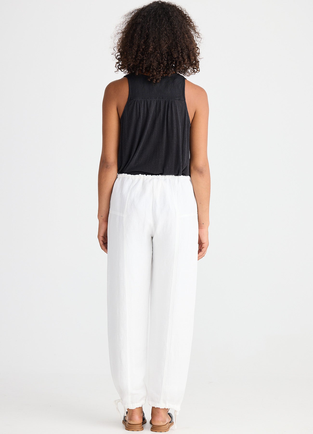 Amazon Pant : White Linen Blend