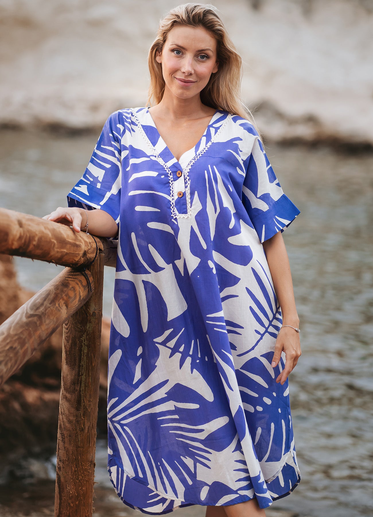 Long Dress : White/Cobalt