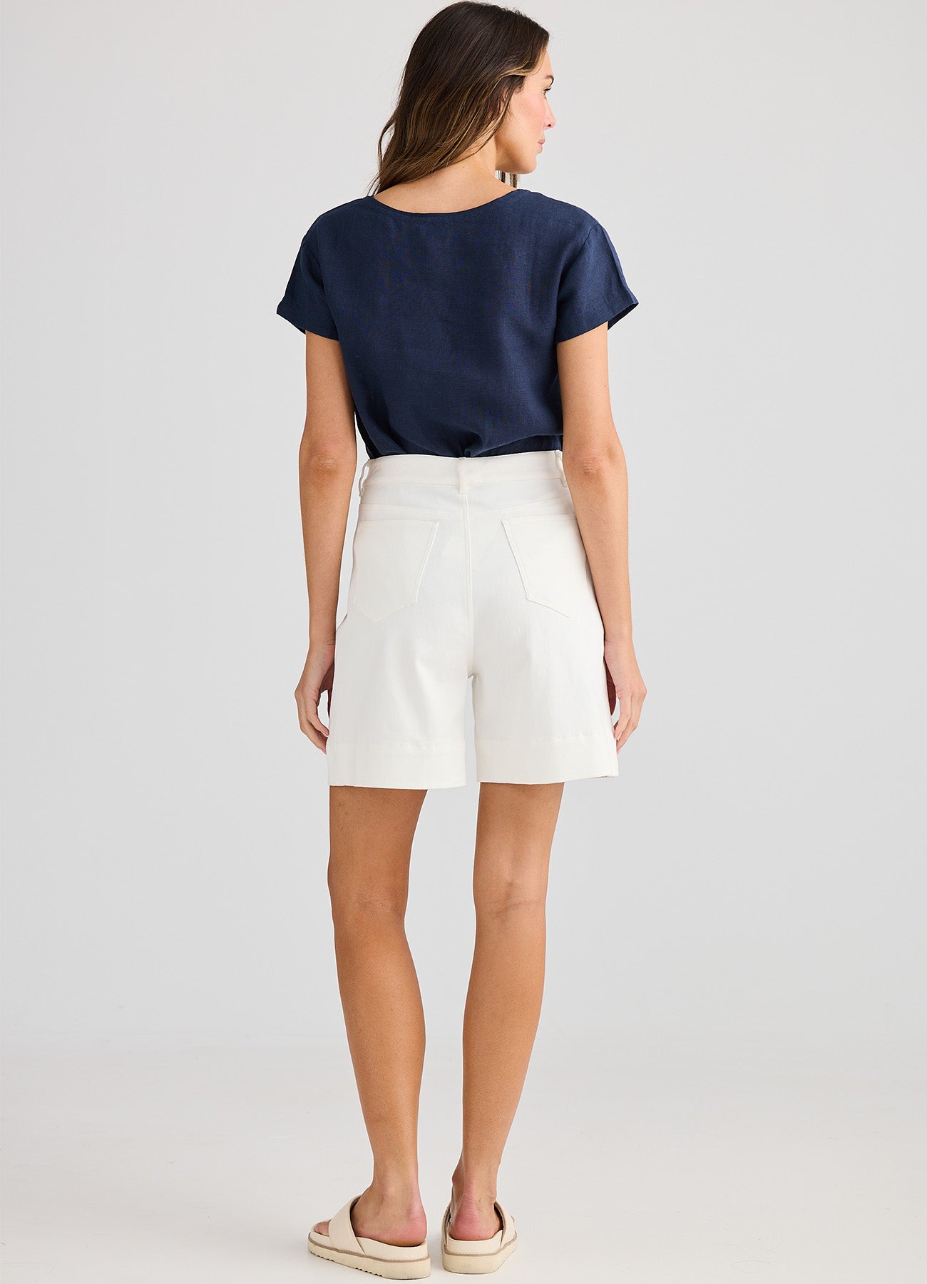Vacation Short : White
