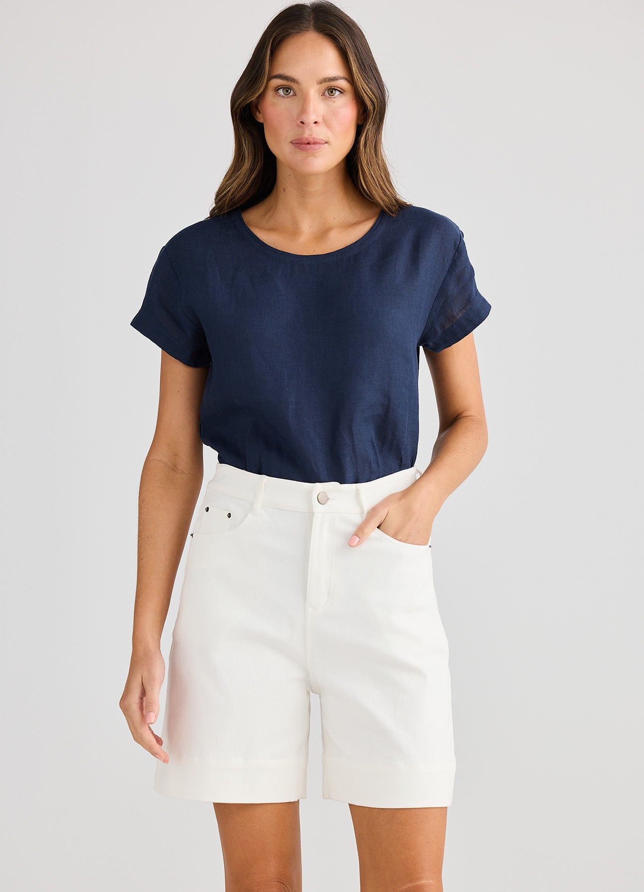 Vacation Short : White