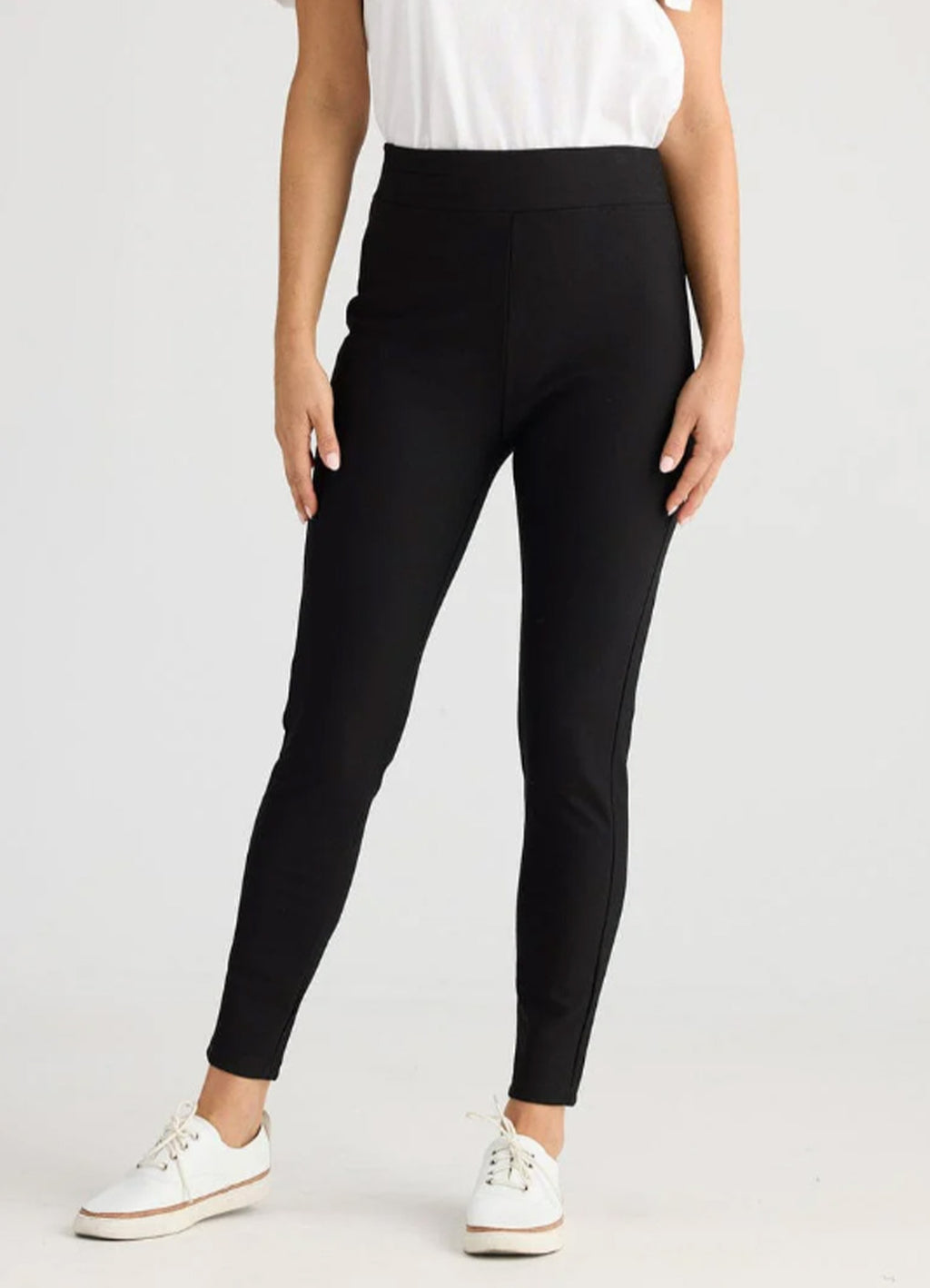 Runway Pants : Black