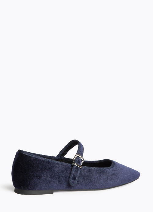 Footwear : Marine