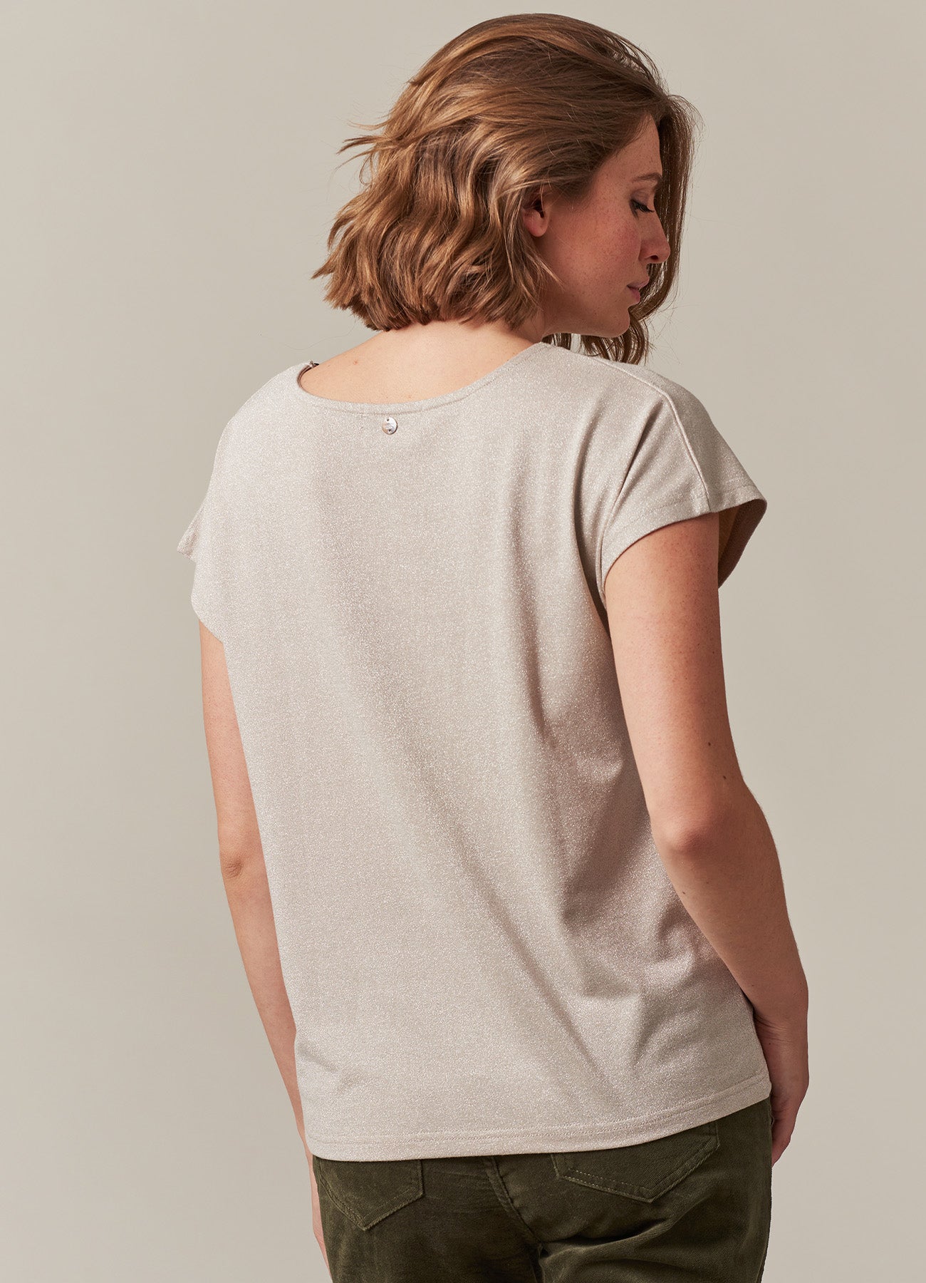 Tee/Shirt : Beige