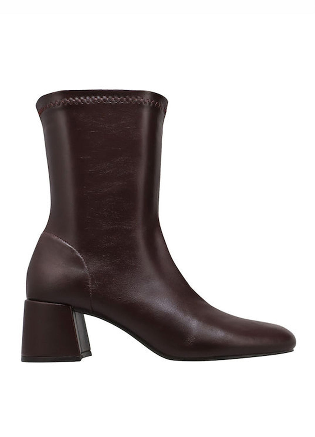 Footwear : Brown