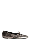 Footwear : Lead