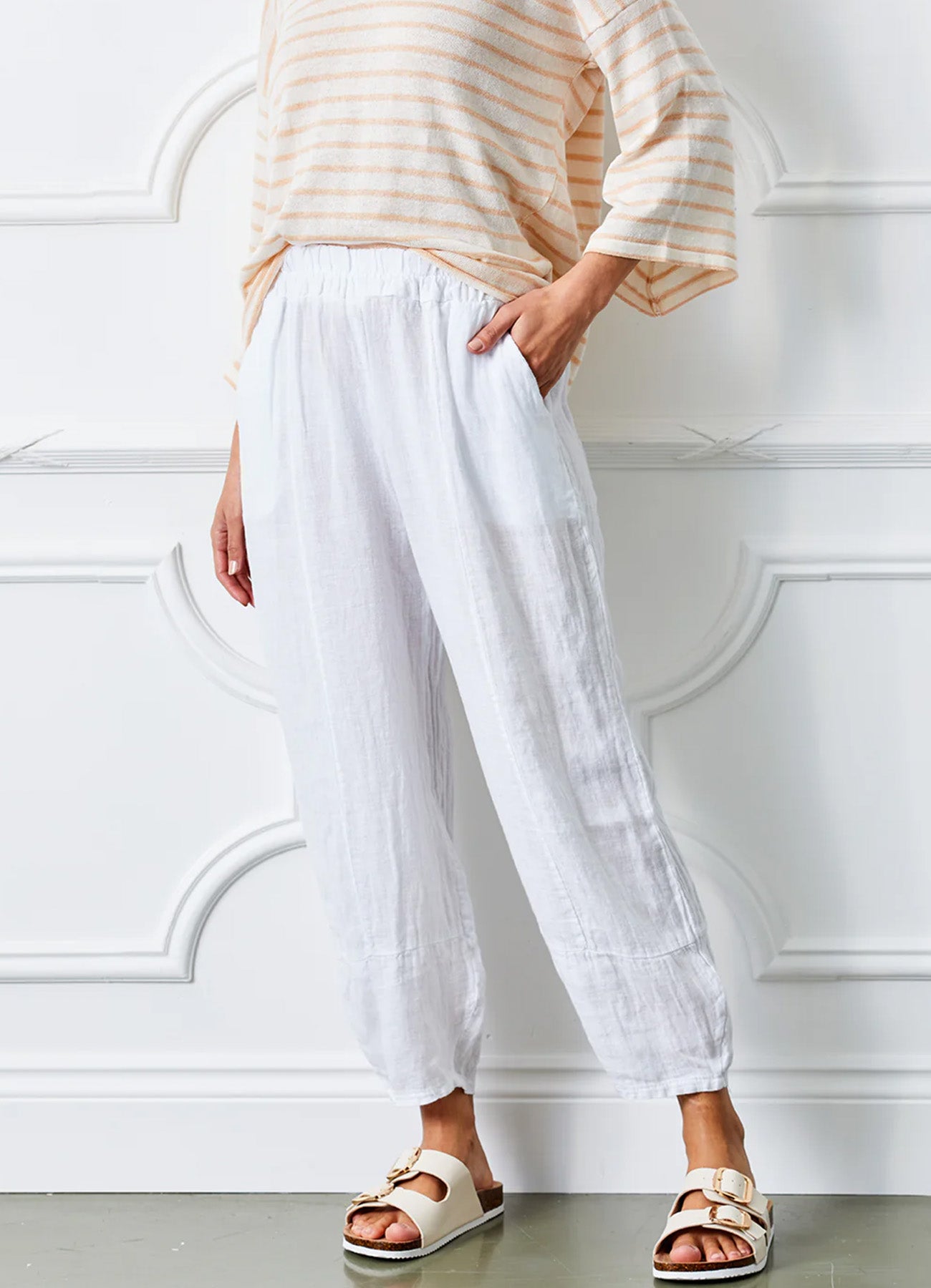 Sicily Carrot Shape Linen Pants : White