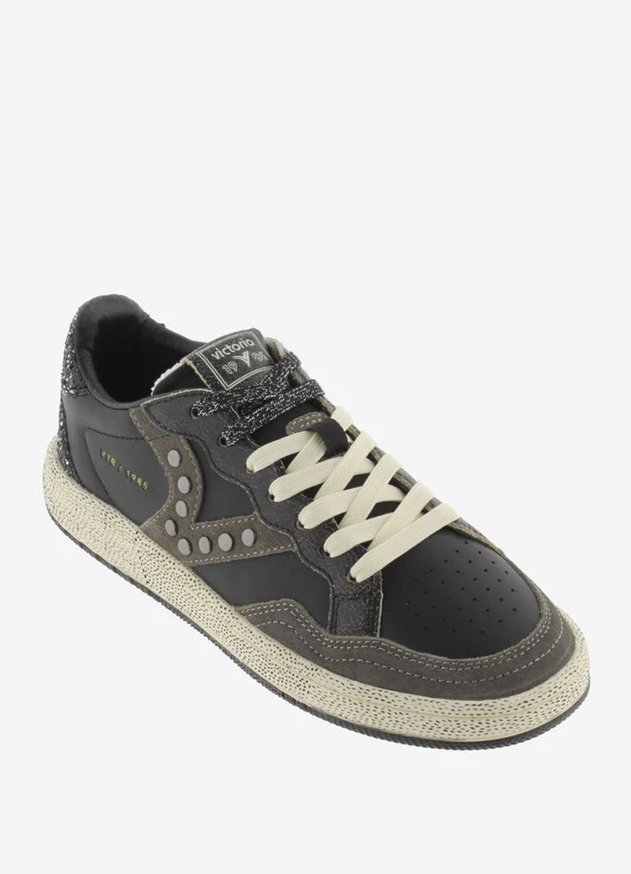 Smash Tachuelas : Black
