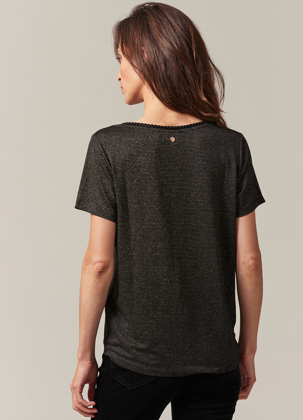 Tee/Shirt : Black