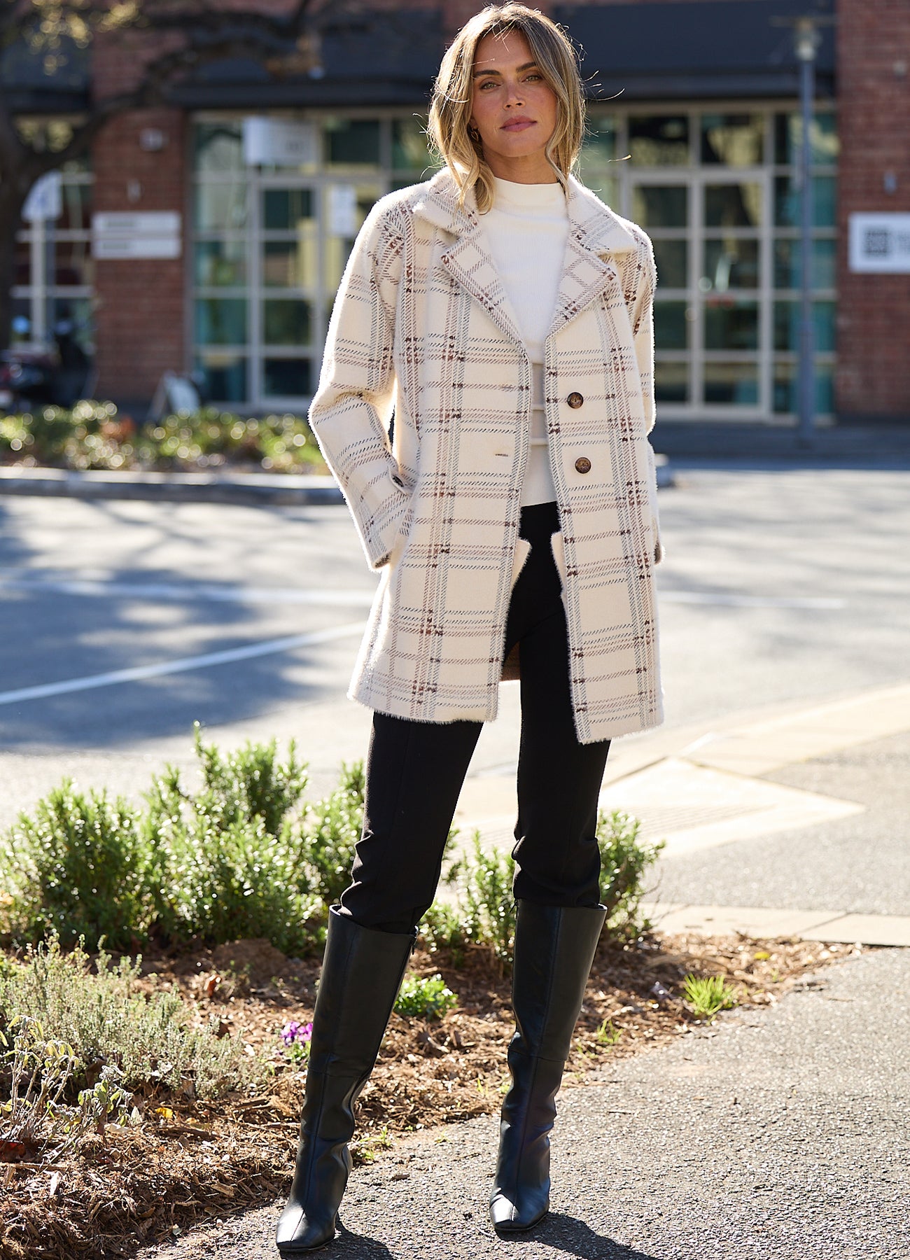 Marshall Knit Jacket : Beige Check