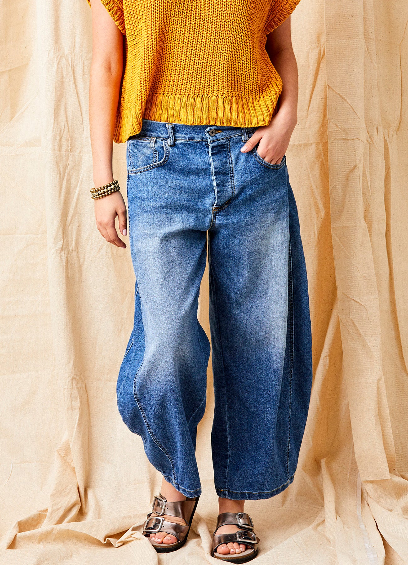 Boston Stretch Denim Carrot Shape Jeans : Mid Denim