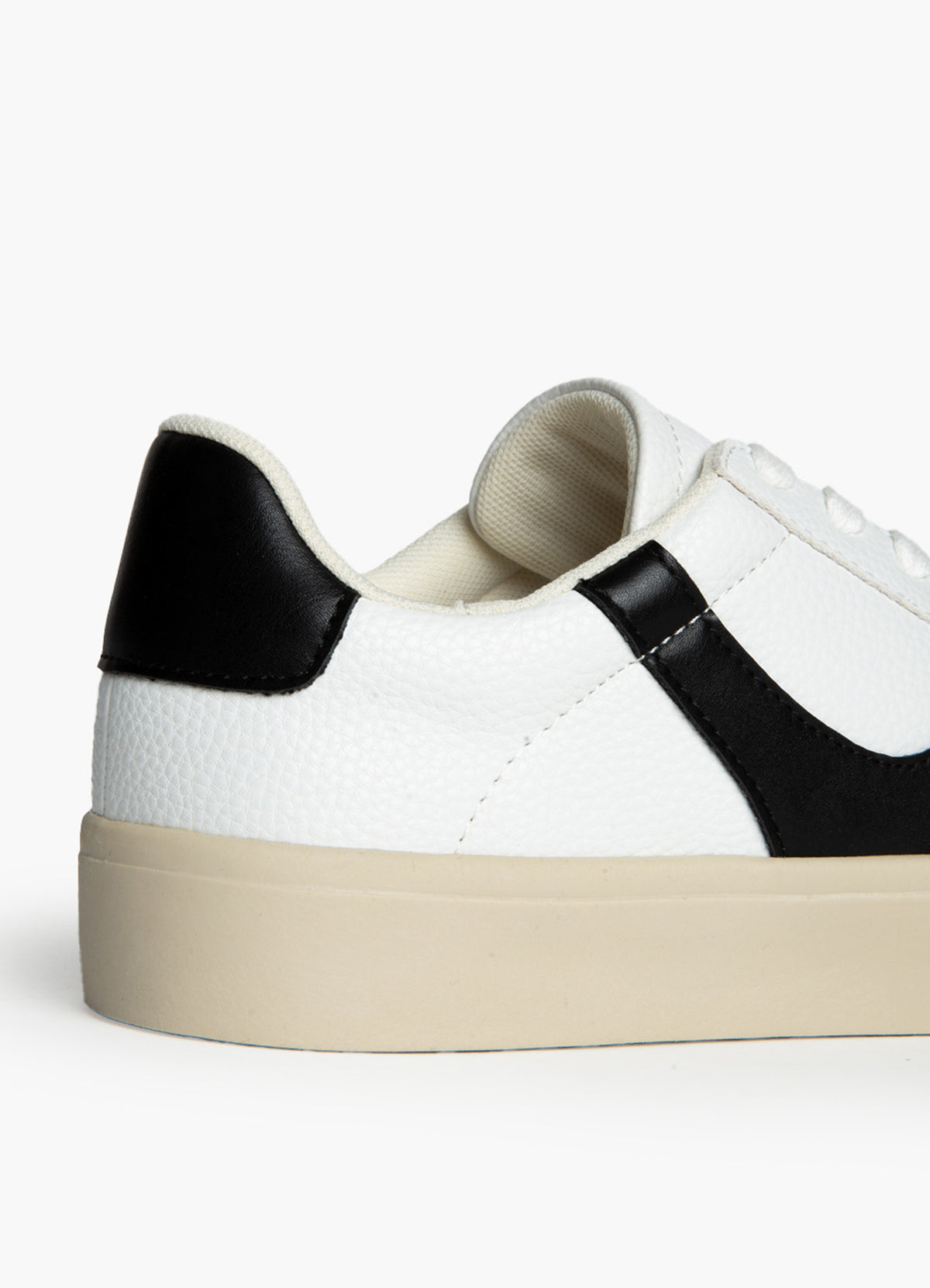 Footwear : Black