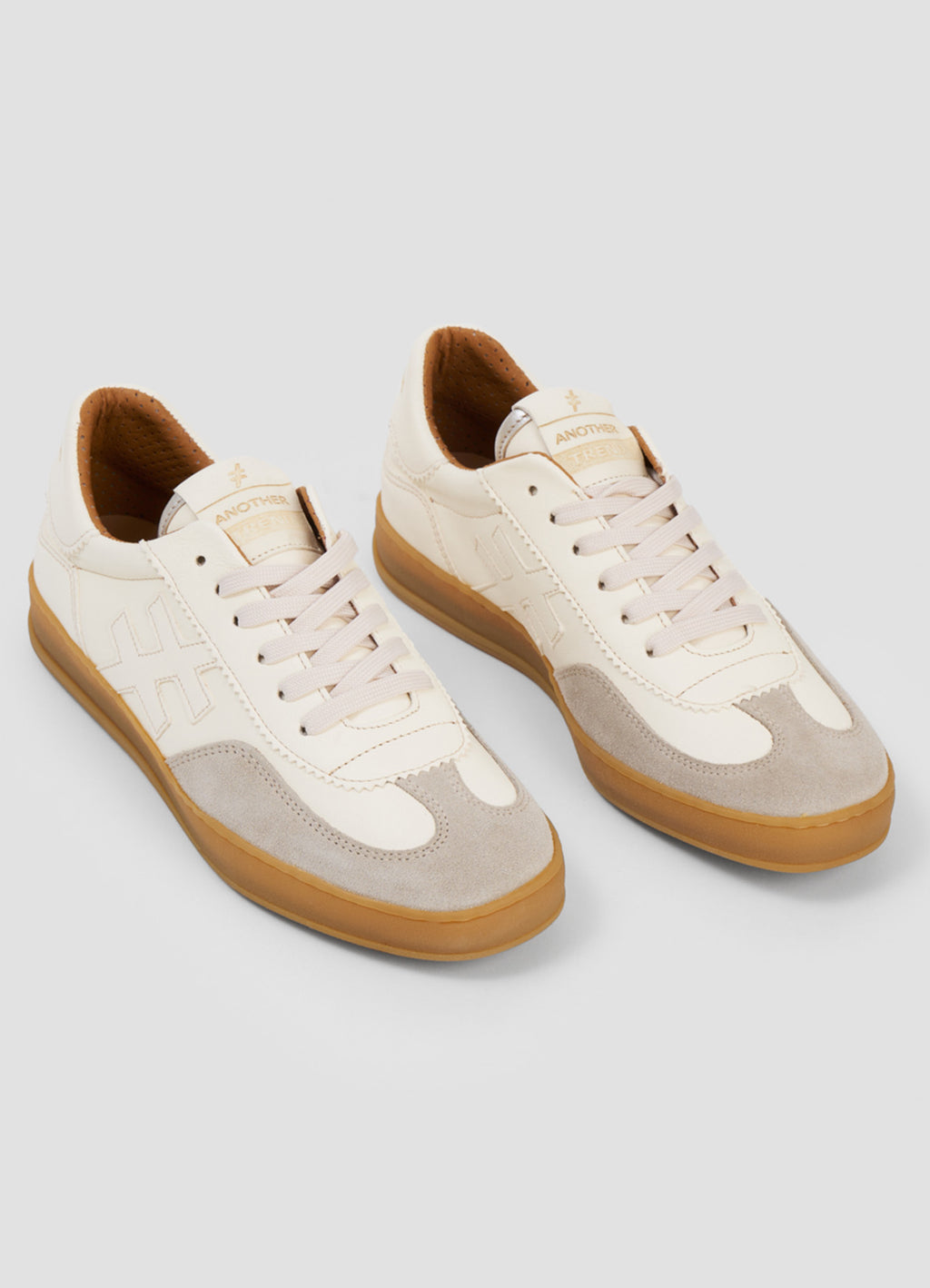 Iconic 2 64-53 : Chiffon Off