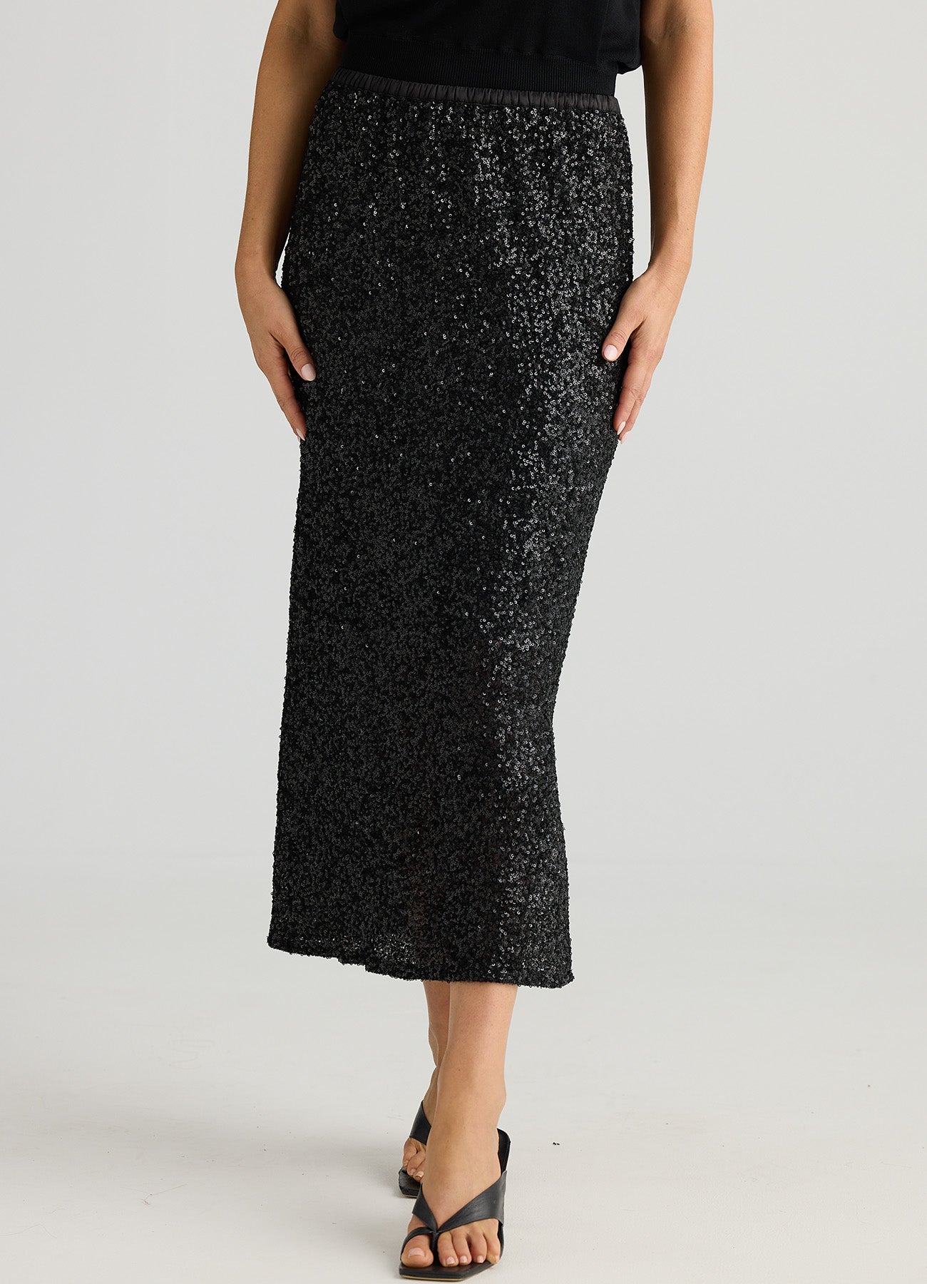 Razzle Skirt : Black Sequin