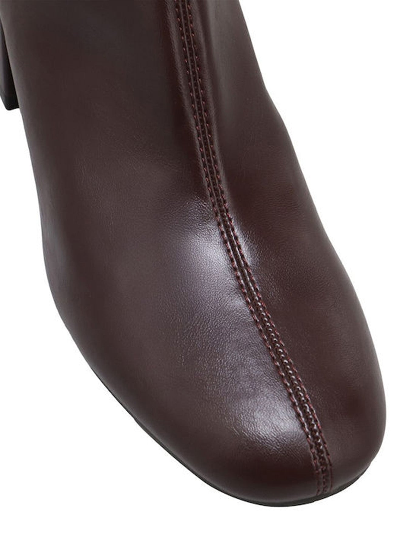 Footwear : Brown