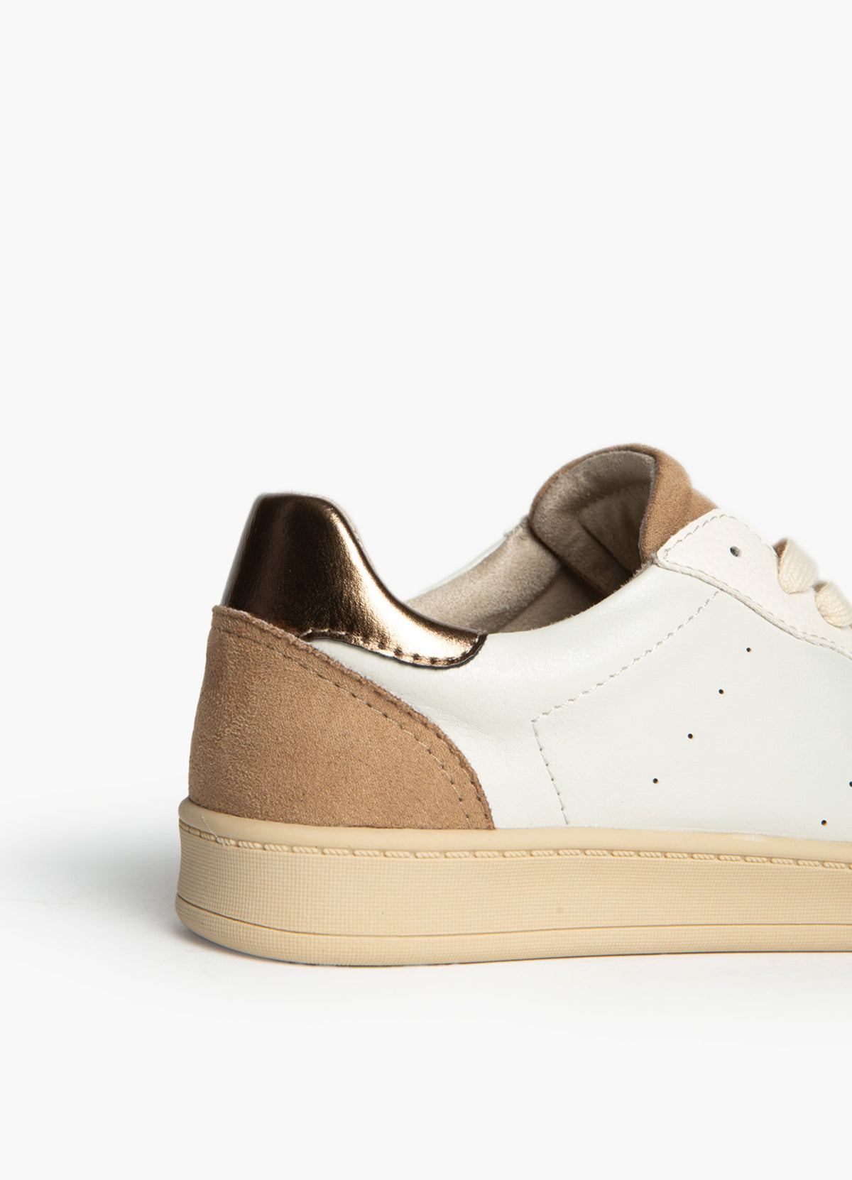 Footwear : Camel