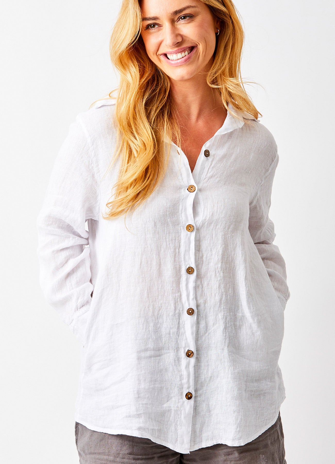Soraya Linen Long Shirt With Side Pockets : White