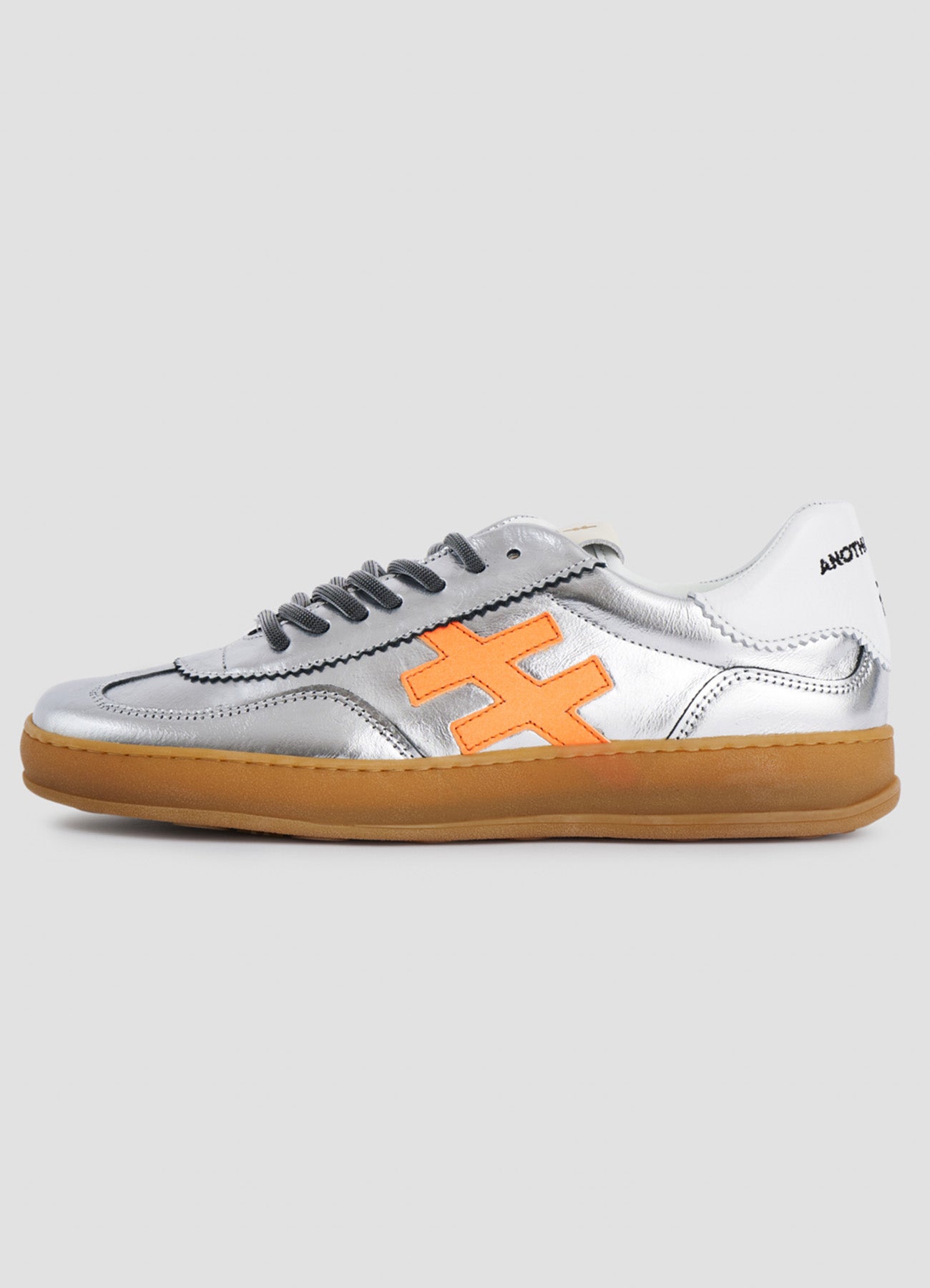 Iconic 2 58-41 : Las Vegas P