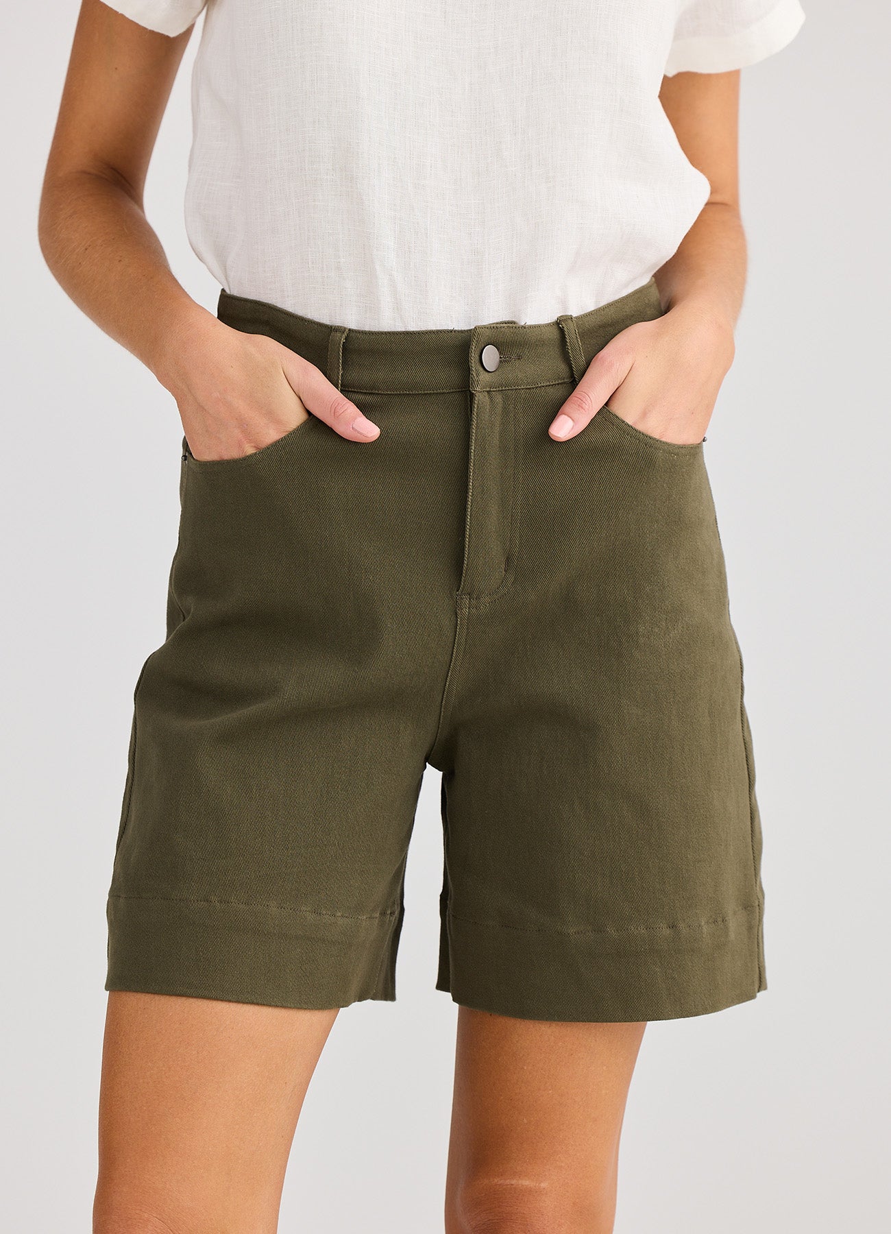 Vacation Short : Khaki