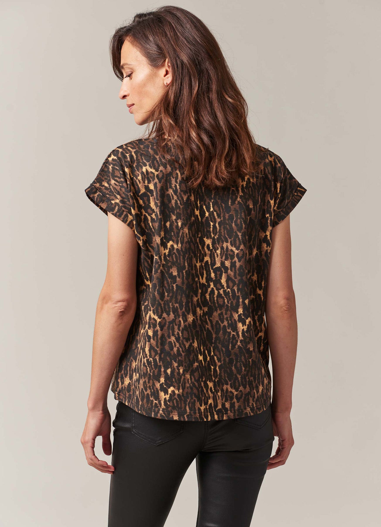 Tee/Shirt : Black