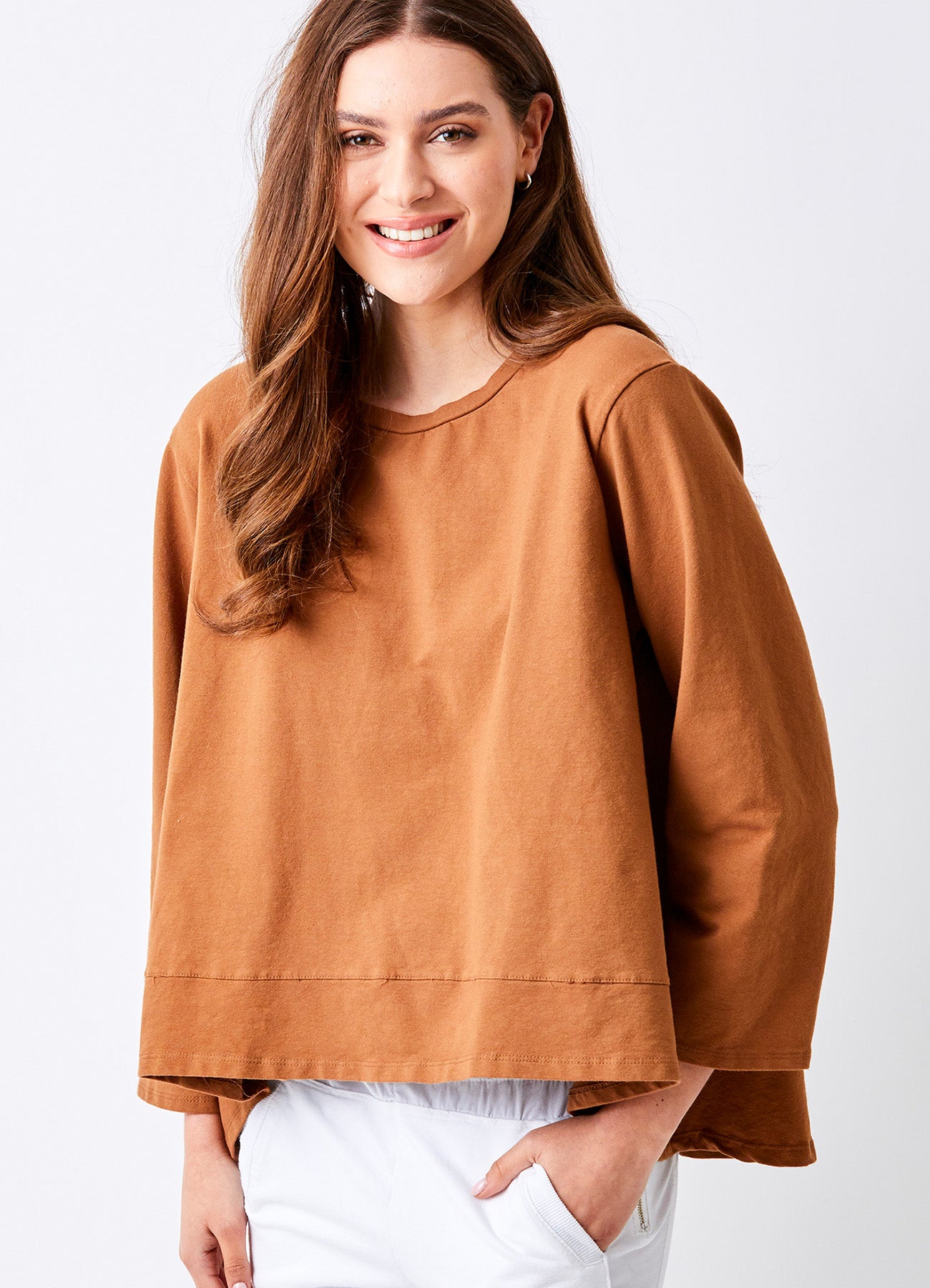 Maven Hi Lo Front Flared Sweat : Pecan