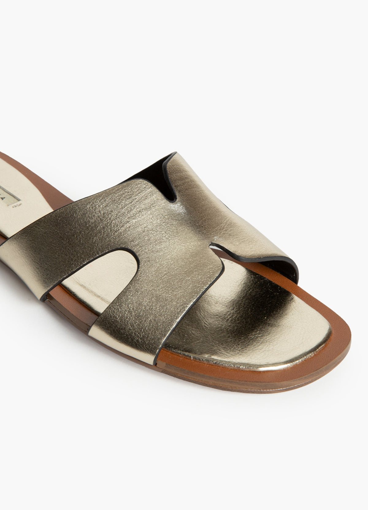 Footwear : Gold